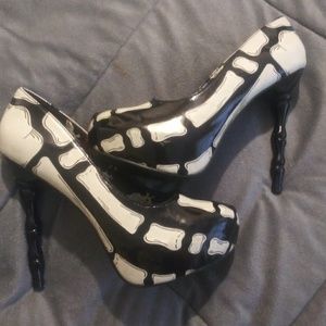 Too fast skeleton heels